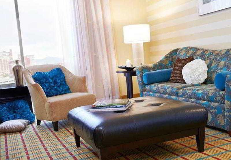 Renaissance Asheville Downtown Hotel Quarto foto